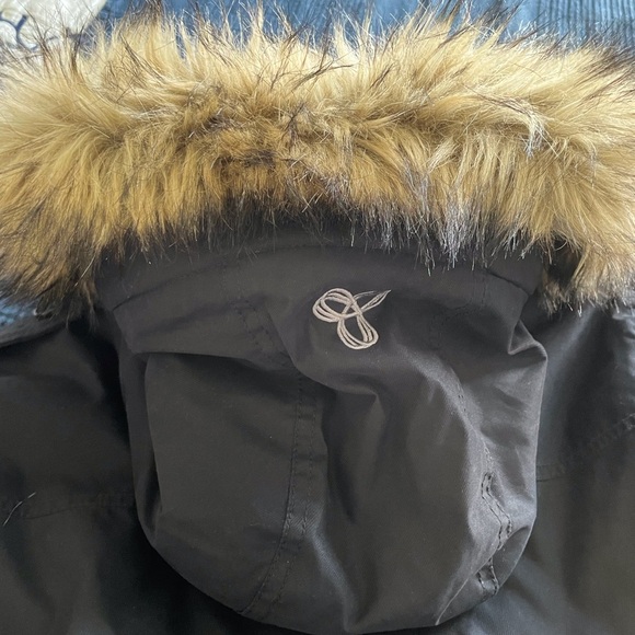 Tna Niseko Jacket with Hood - Picture 4 of 8